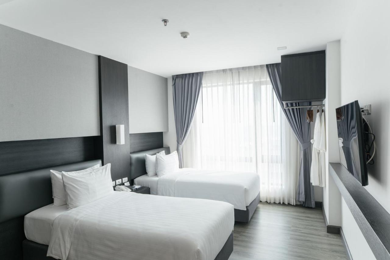 Surestay Hotel By Best Western Вьентьян Экстерьер фото